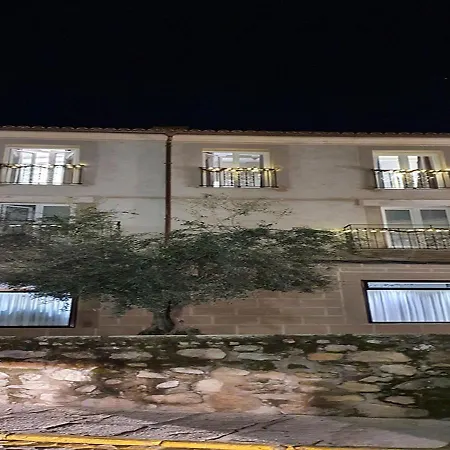 Rural El Medievo- Solo Adultos 4*
