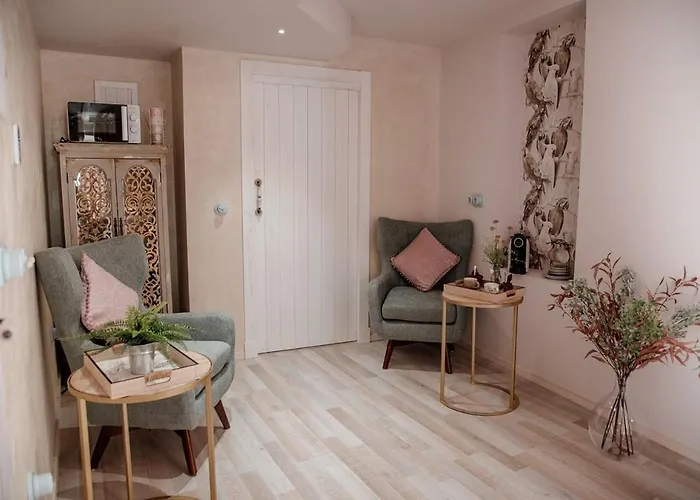 Rural El Medievo- Solo Adultos Hotel